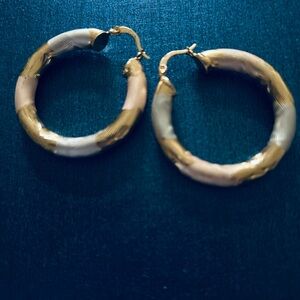 18K Yellow Gold Filled Fish Scale Tri-Color 1.5" Round Tubular Hoop Earrings